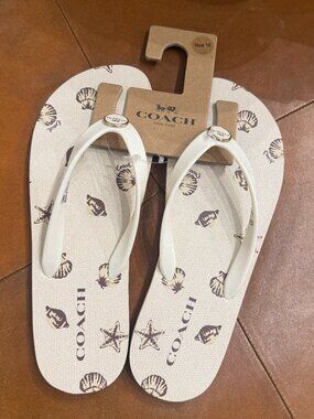 NWT Coach Zayn Flip Flop With Shell Print CBM87 Chalk US 10